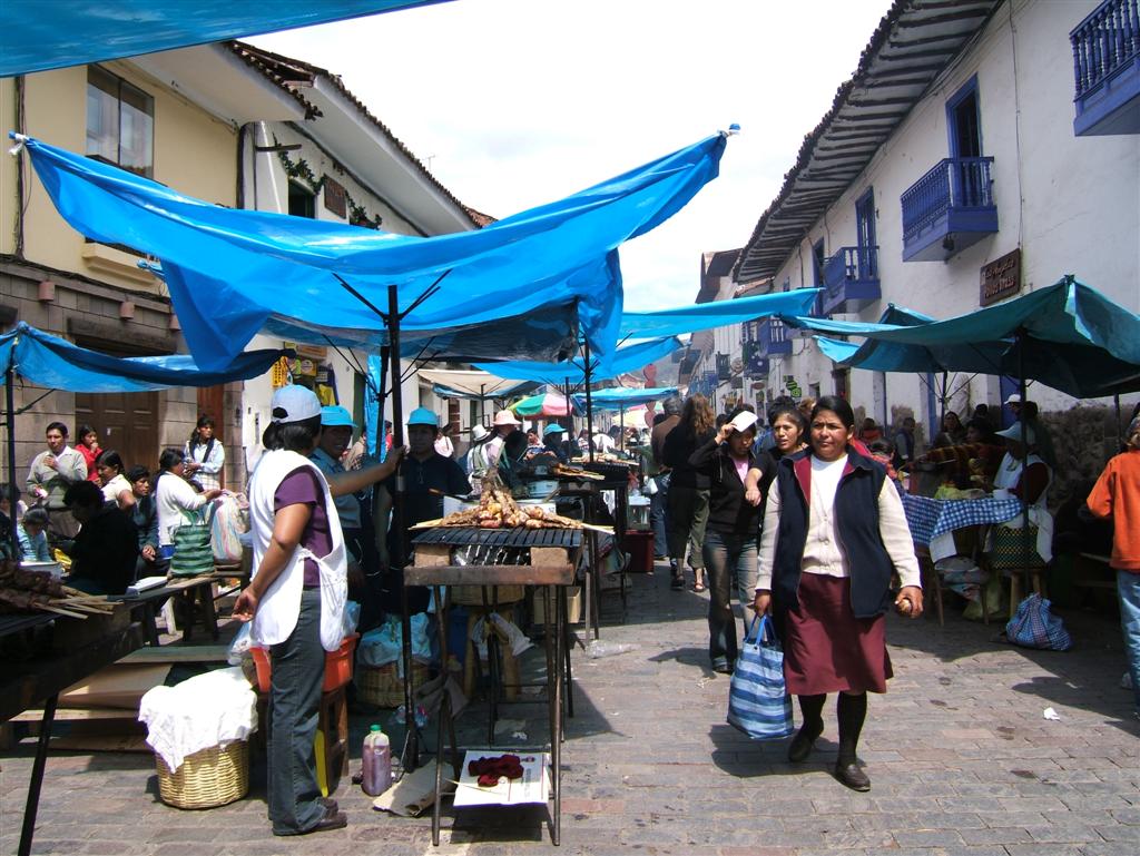Beef heart skewers and cuy vendors