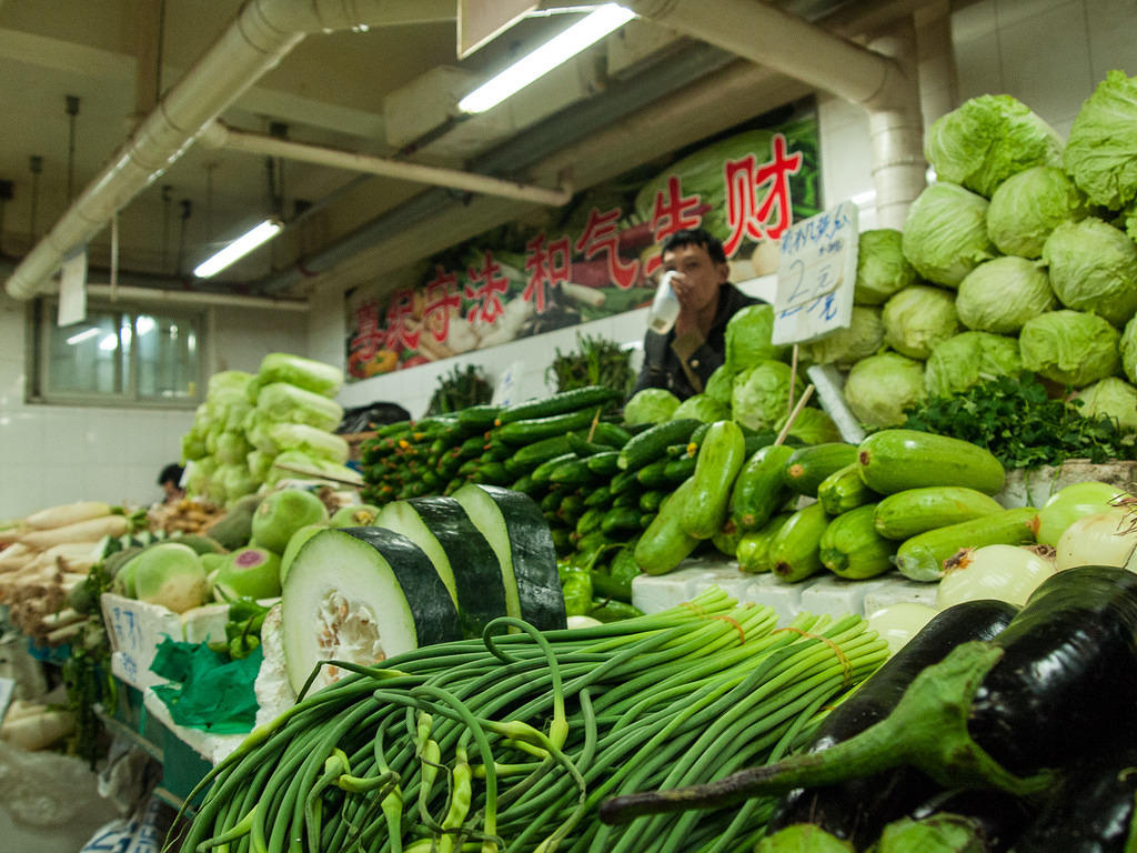 Veg seller, indoor market