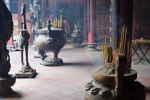 Cast bronze and incense